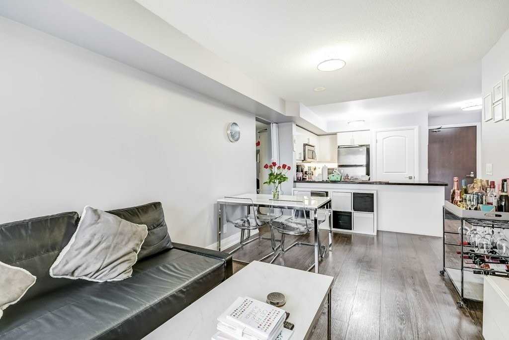 Listing W5755627 - Large Photo # 16