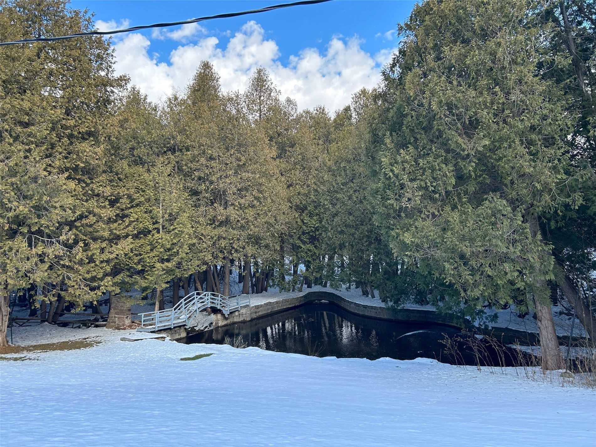 5585 Highway 9