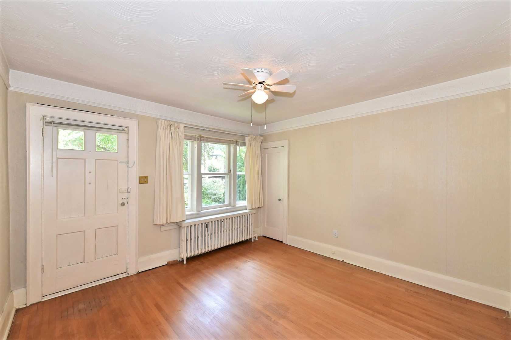 266 Indian Grove