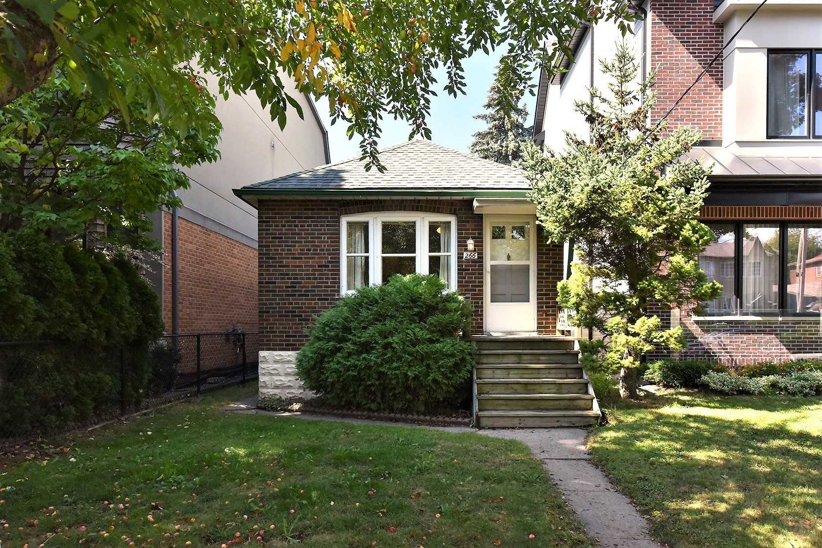 266 Indian Grove