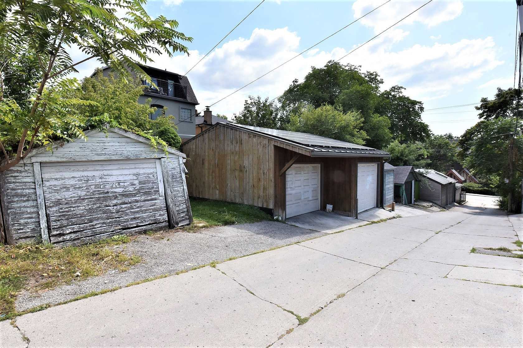 266 Indian Grove