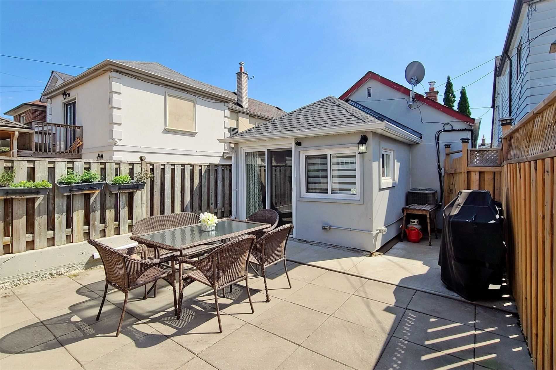 66 Teignmouth Ave