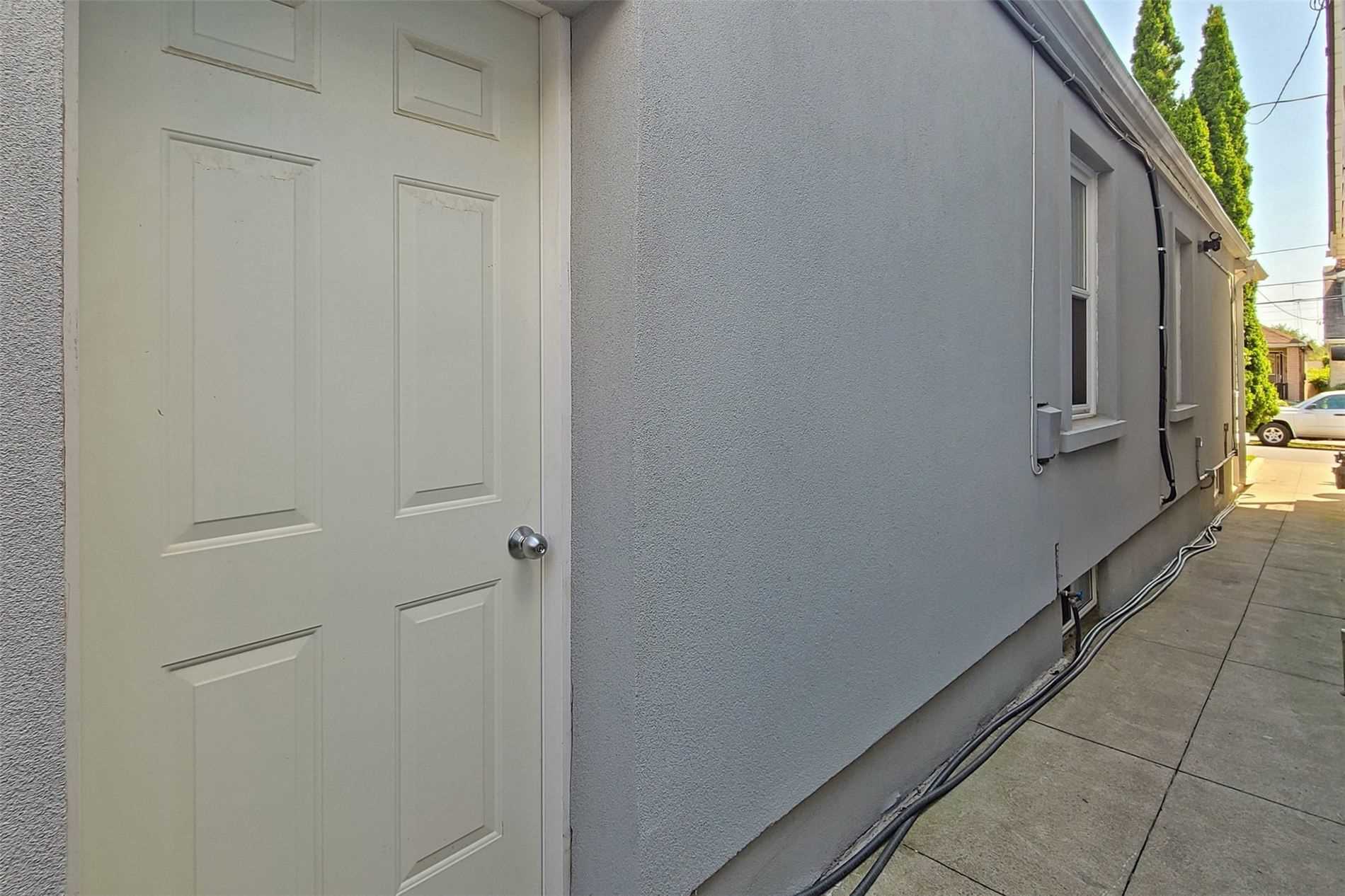 66 Teignmouth Ave