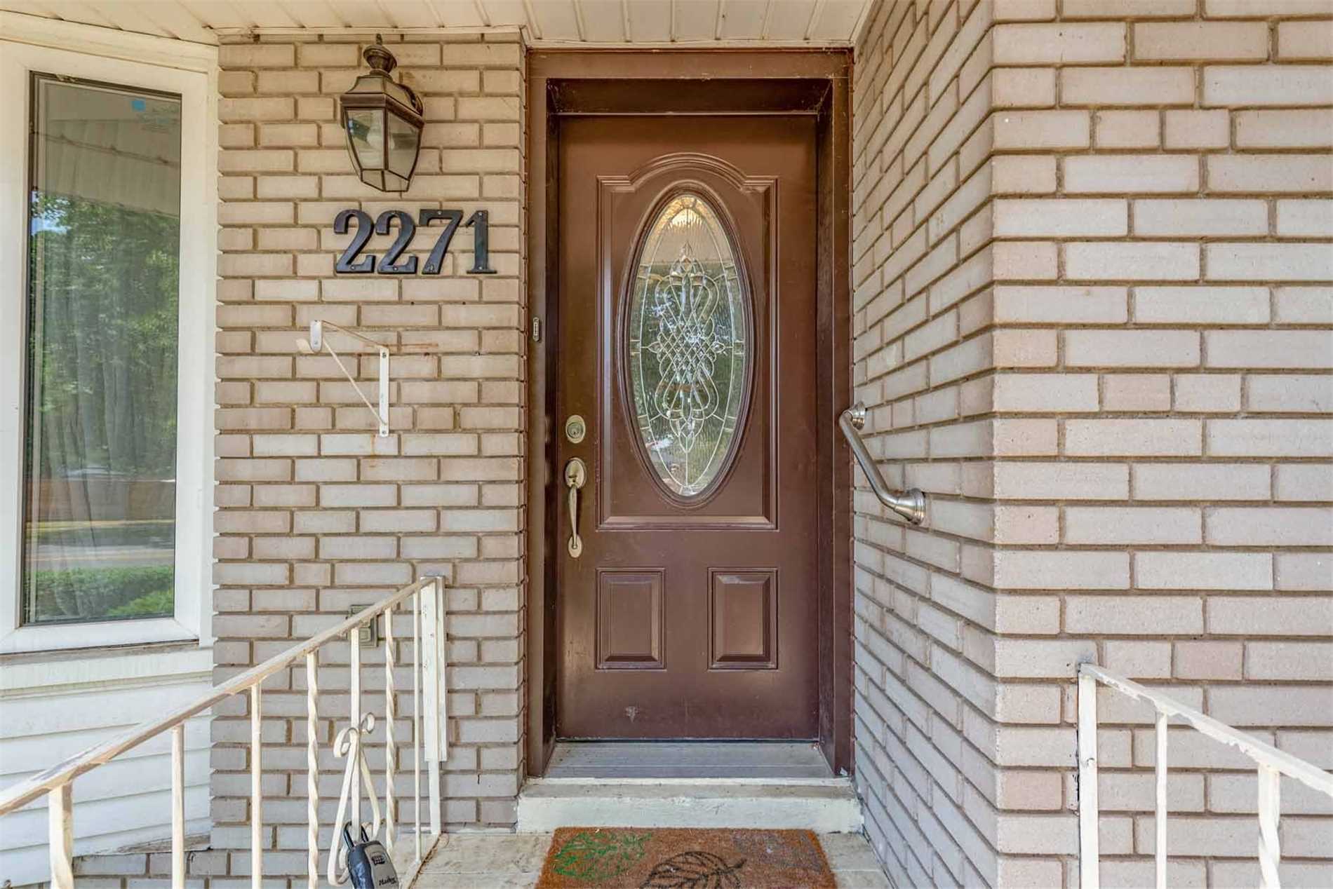 2271 Truscott Dr