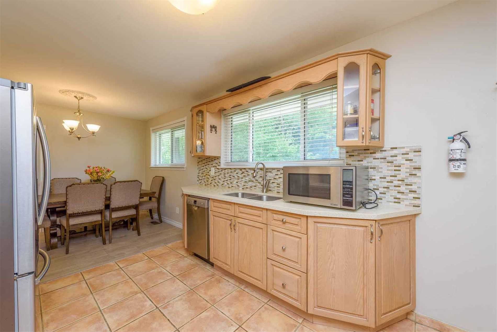2271 Truscott Dr