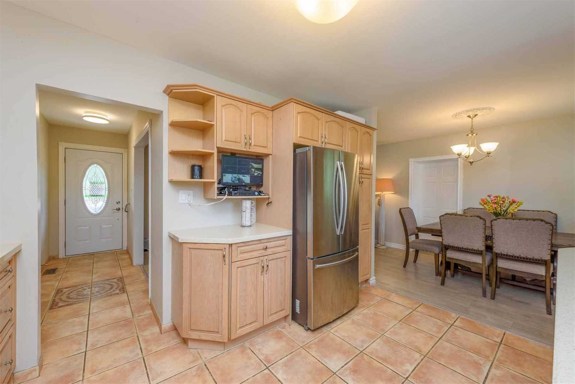 2271 Truscott Dr