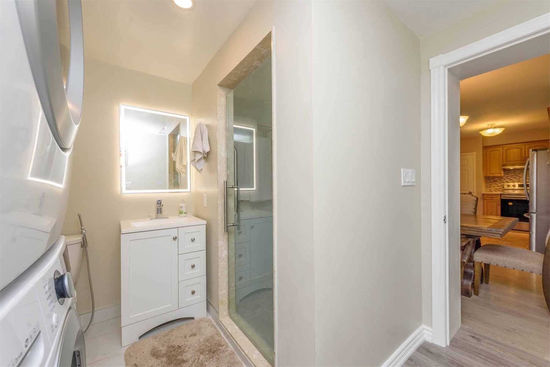 2271 Truscott Dr