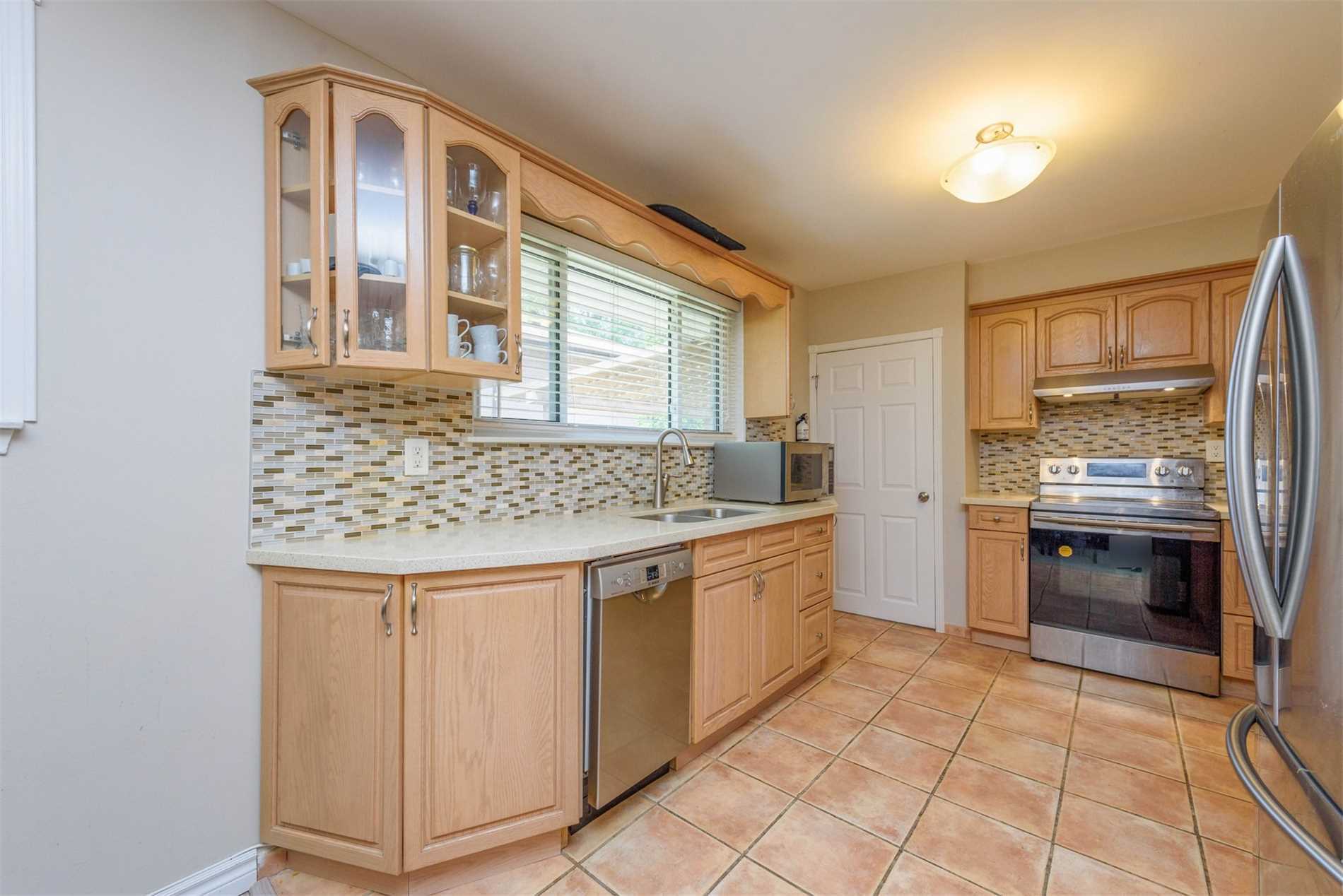 2271 Truscott Dr