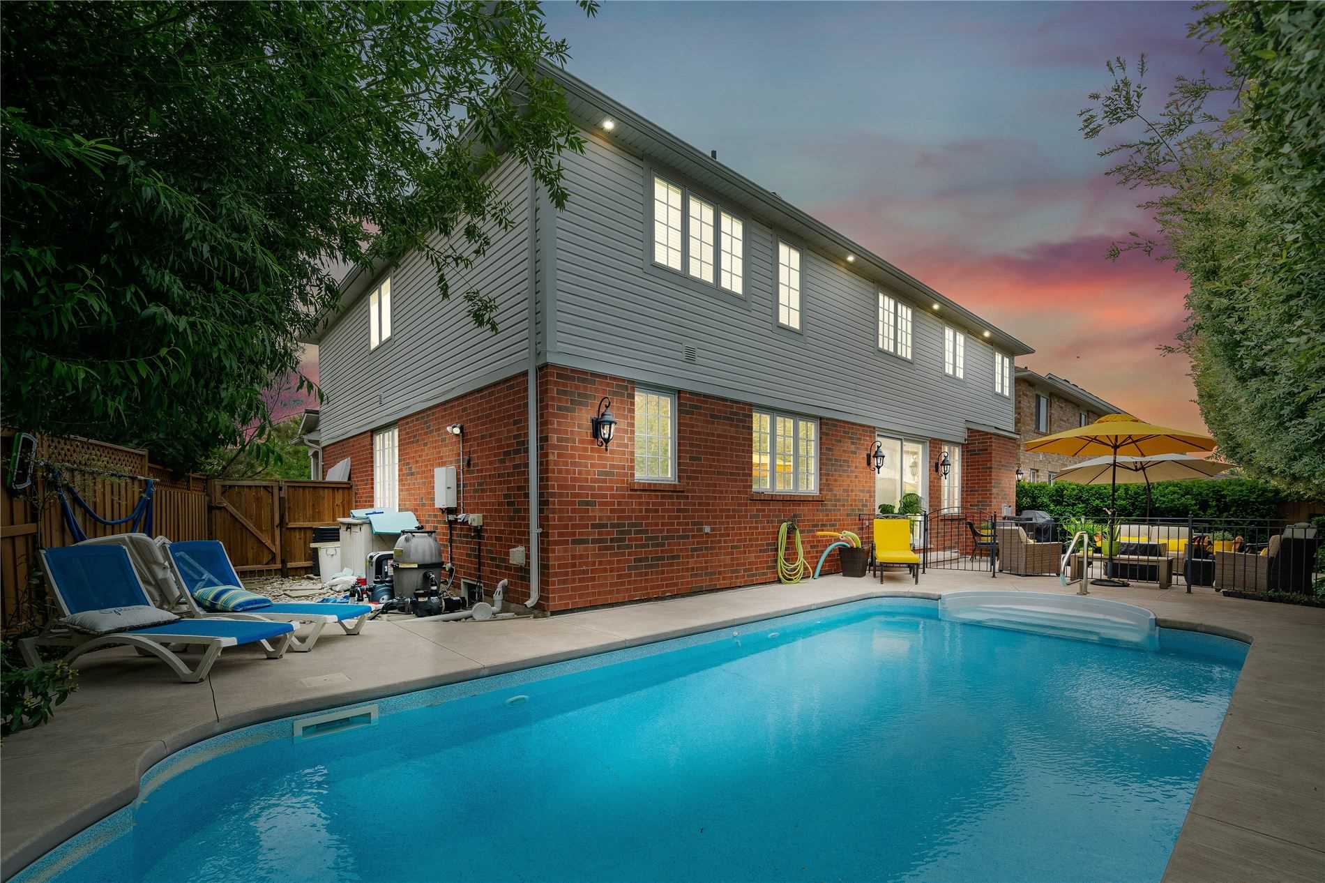 1603 Hume Way