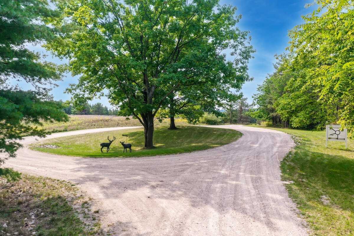 Listing W5758625 - Large Photo # 2