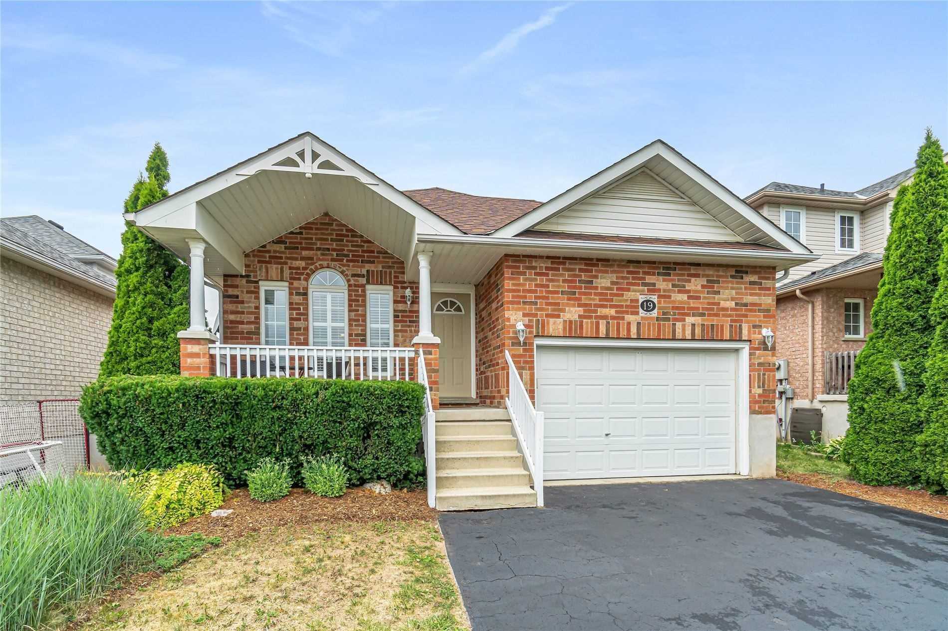 Listing W5759589 - Large Photo # 2