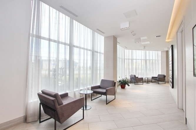 4633 Glen Erin Dr, #202