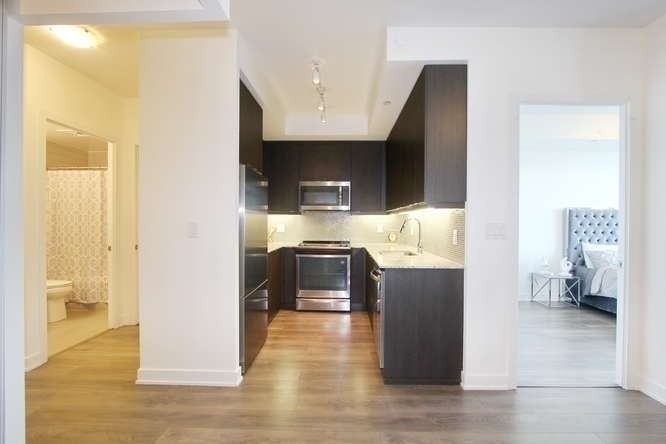 4633 Glen Erin Dr, #202
