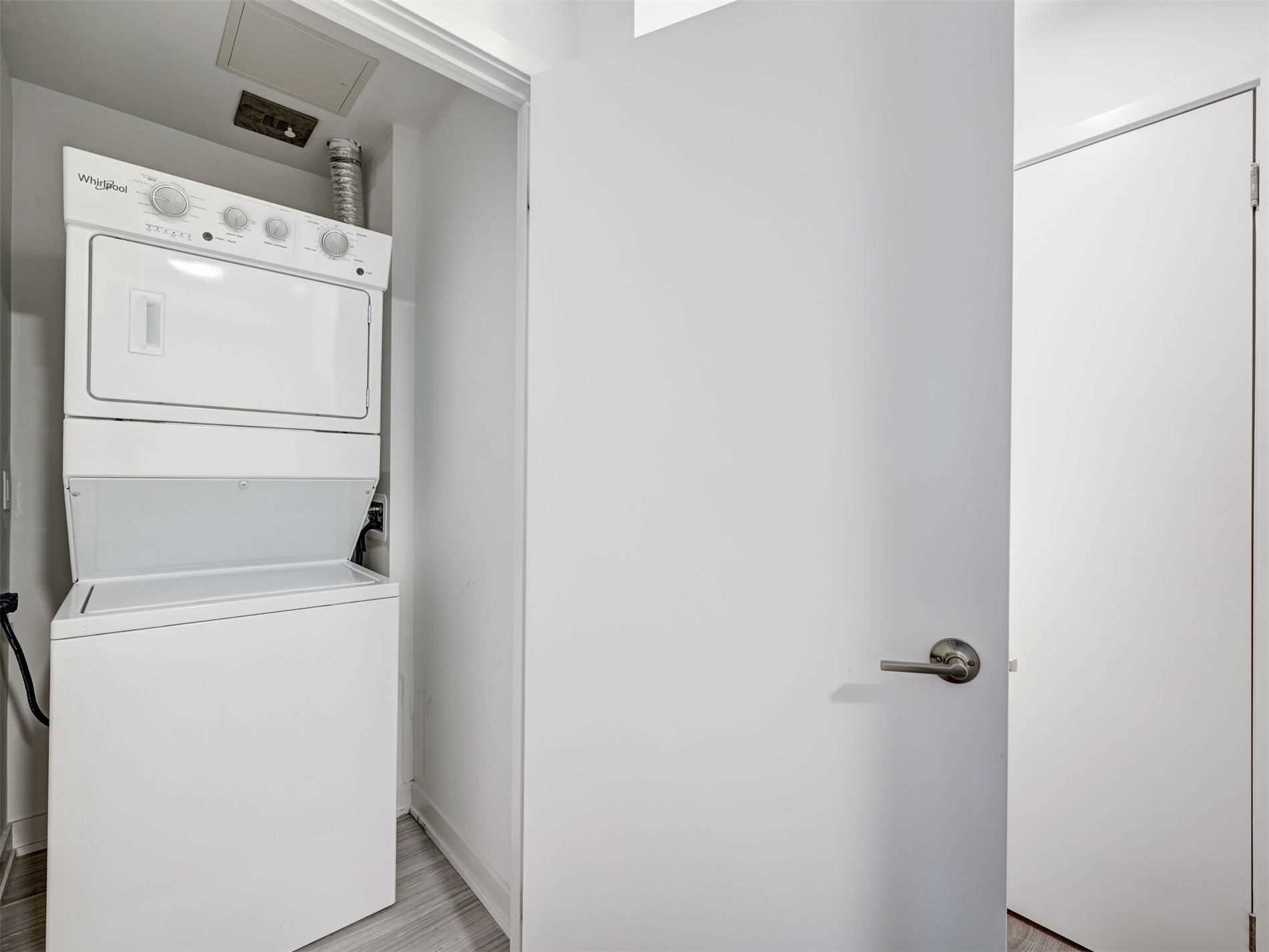 1141 Cooke Blvd, #409