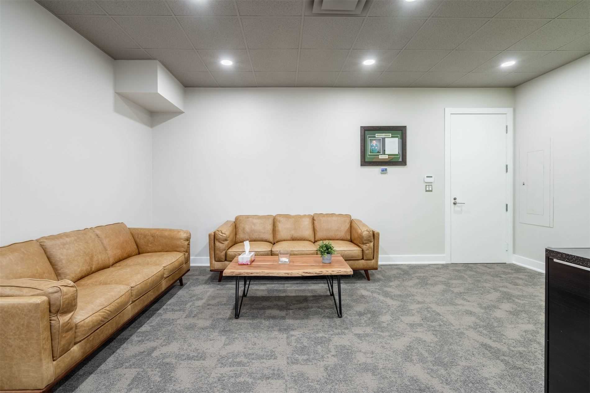 Listing W5761218 - Large Photo # 8