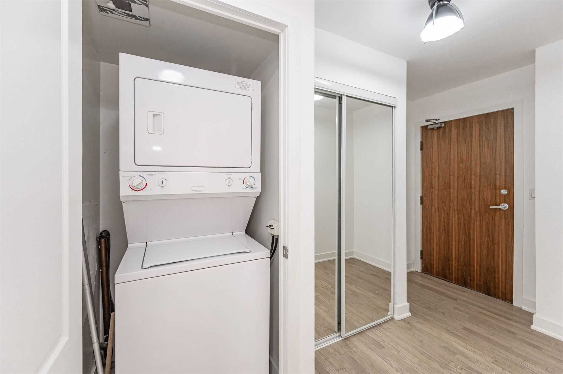 1 Elm Drive W, #1211