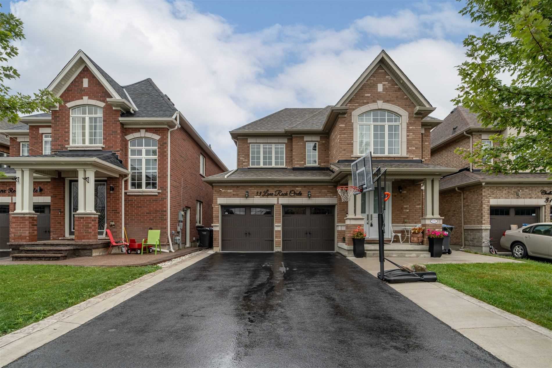33 Lone Rock Circle