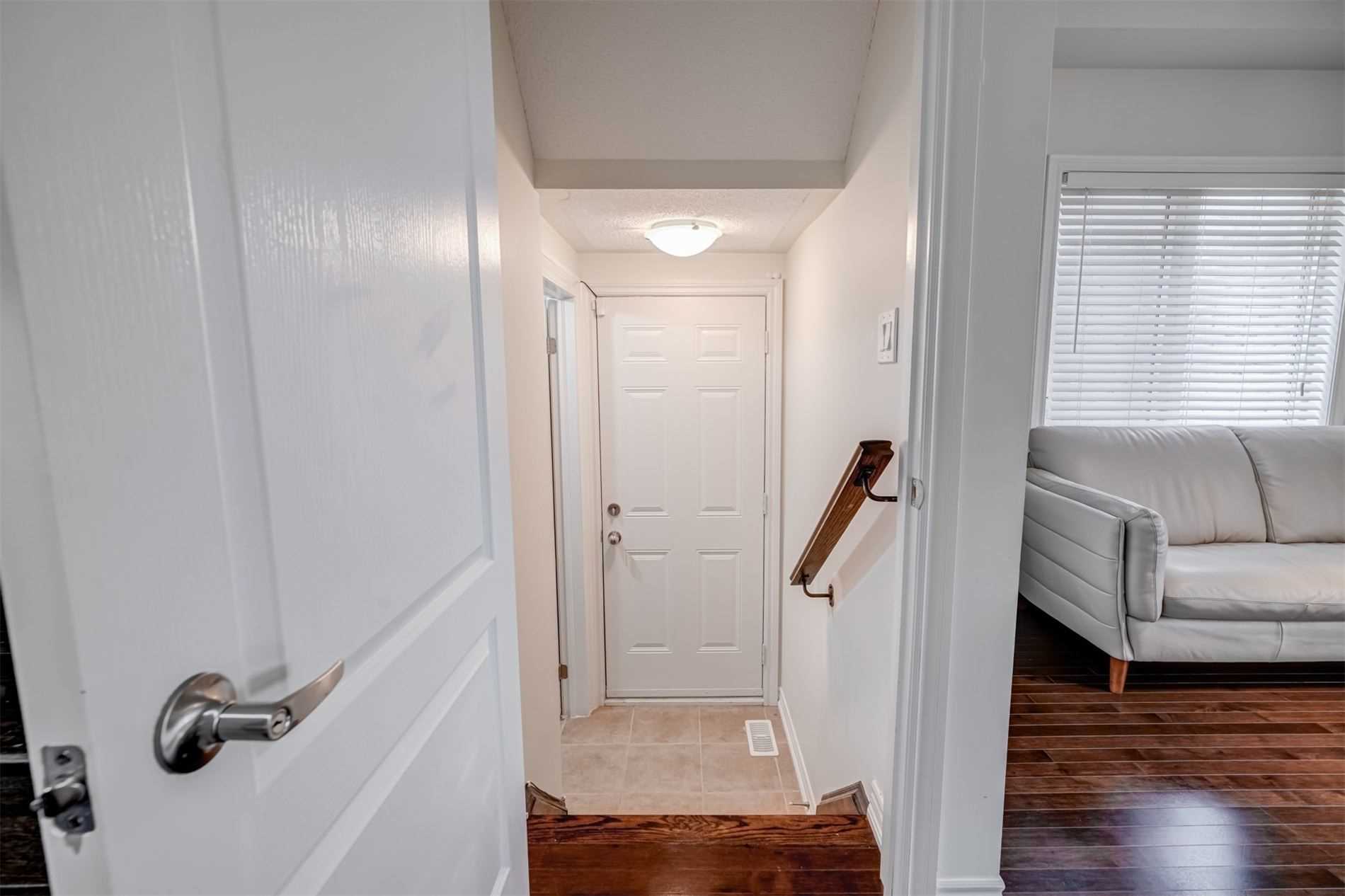33 Lone Rock Circle
