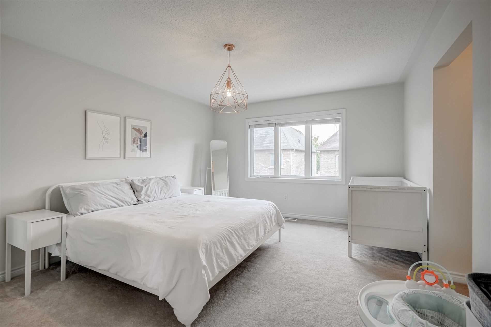 33 Lone Rock Circle