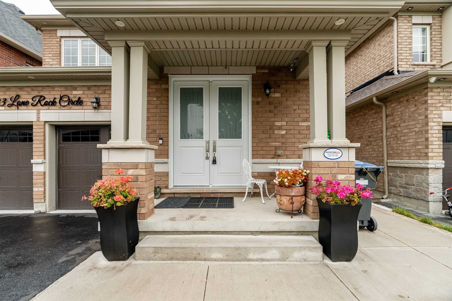 33 Lone Rock Circle
