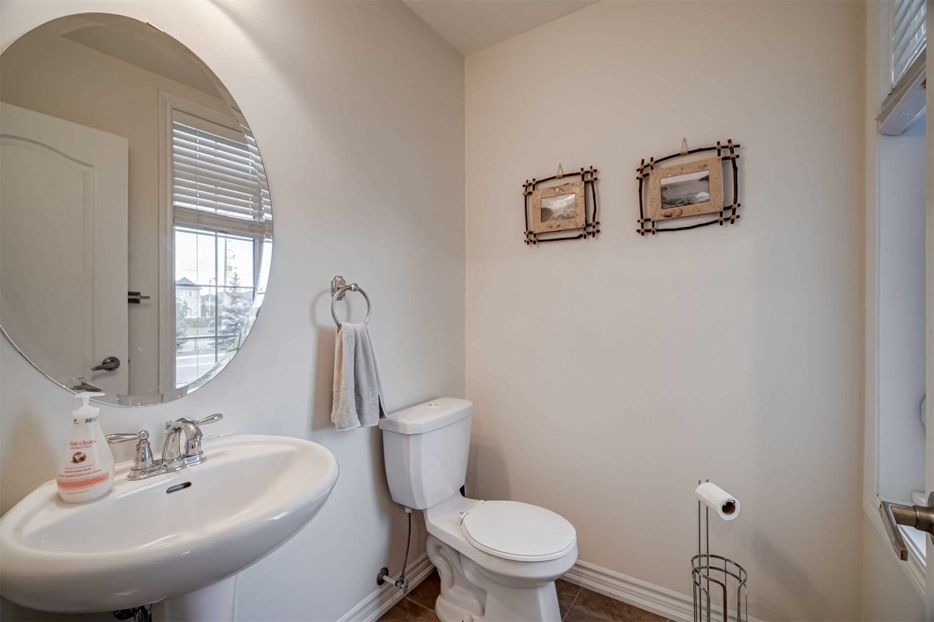 33 Lone Rock Circle
