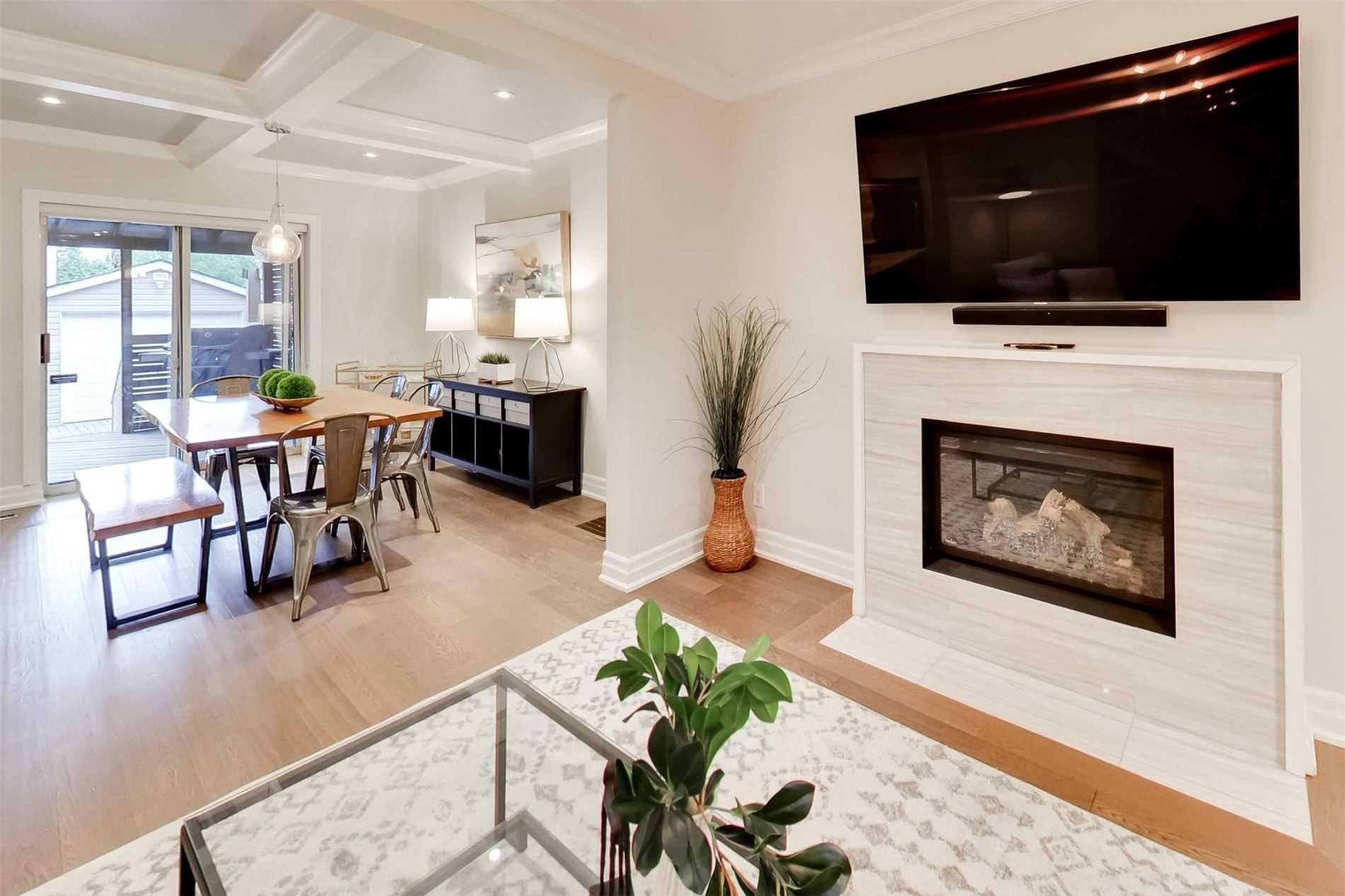 71 Kersdale Avenue