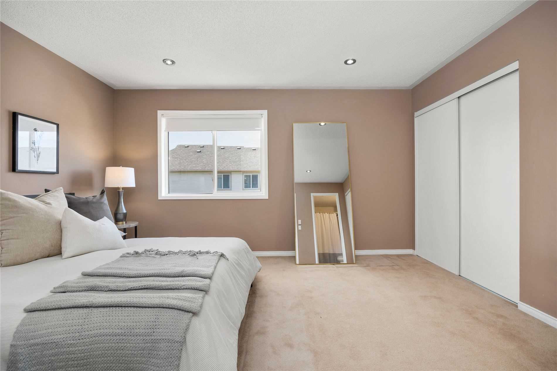 7284 Bellshire Gate, #3
