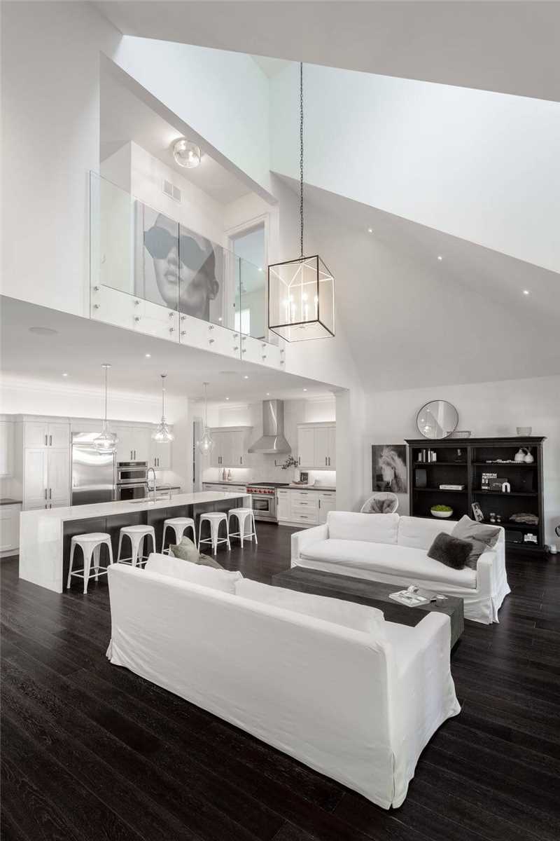 175 North Shore Boulevard W