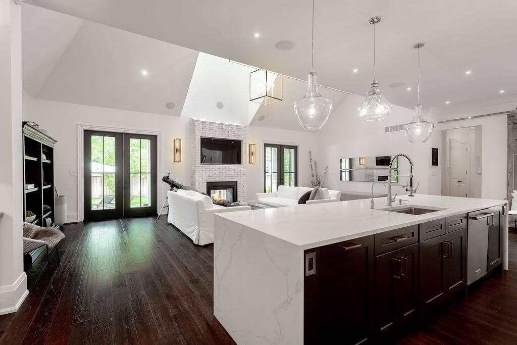 175 North Shore Boulevard W