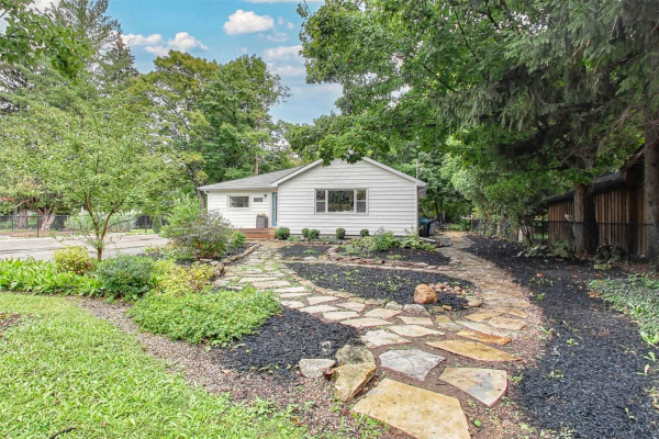 7035 Old Mill Lane, Mississauga