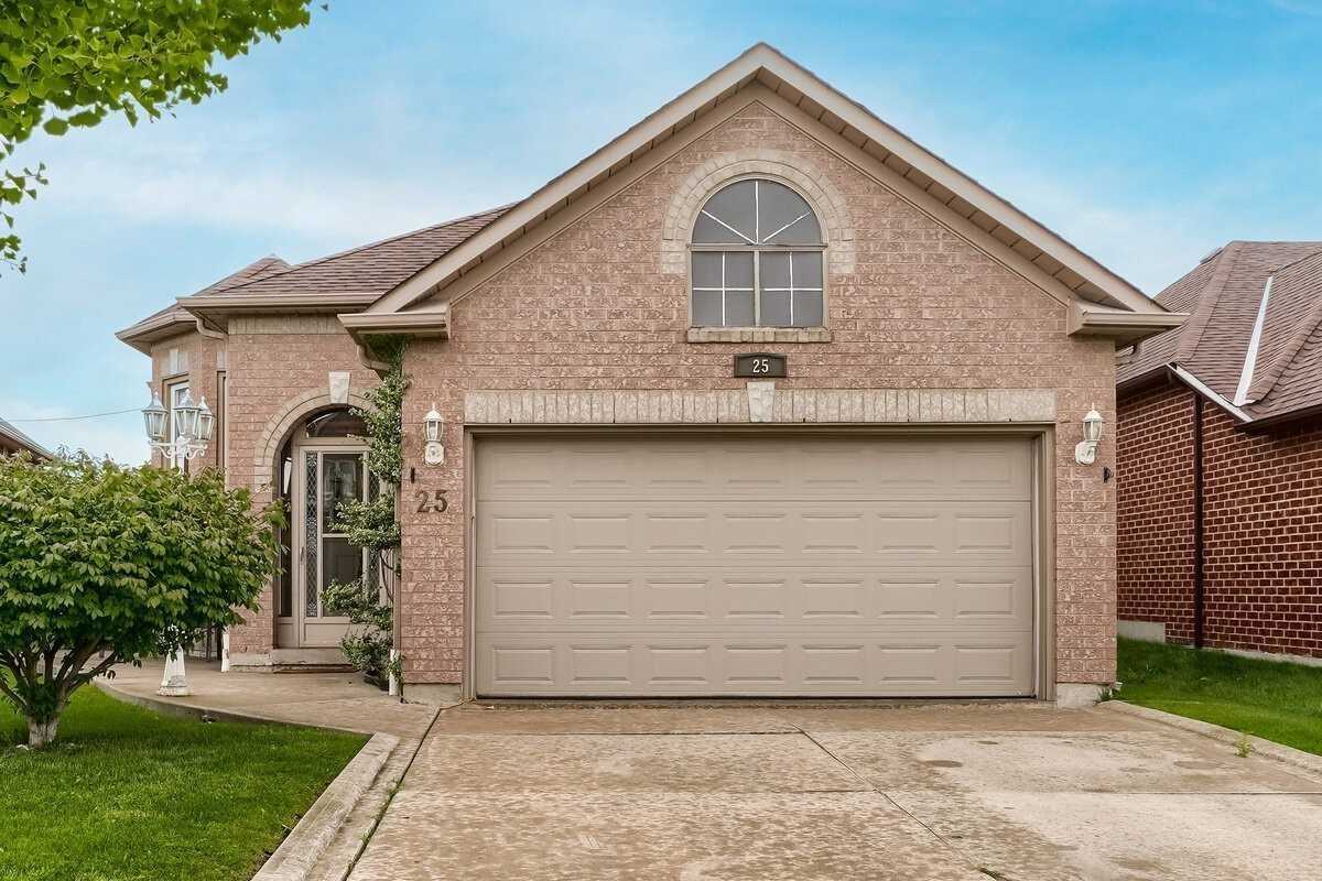 Listing W5764457 - Large Photo # 1