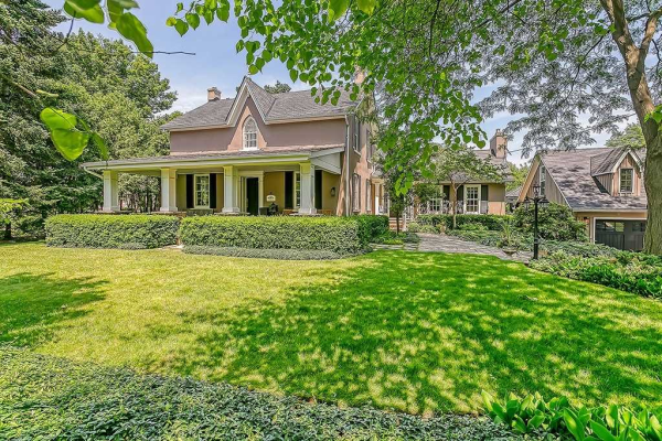 457 Maple Grove Dr, Oakville
