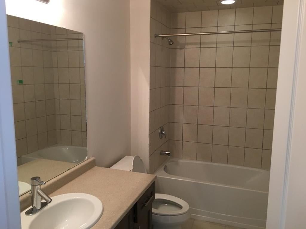 1360 Costigan Road, #101