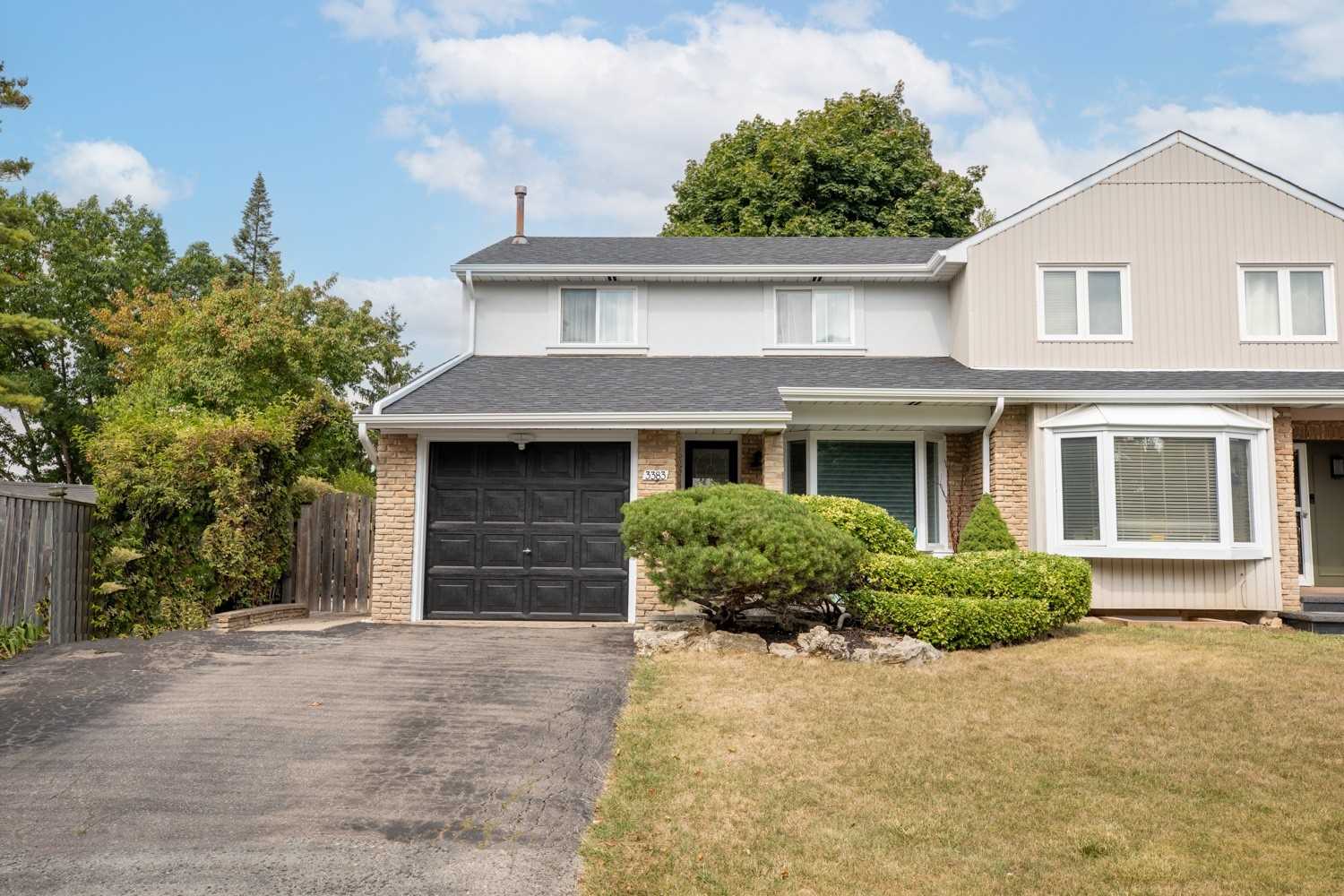 Listing W5766946 - Large Photo # 1