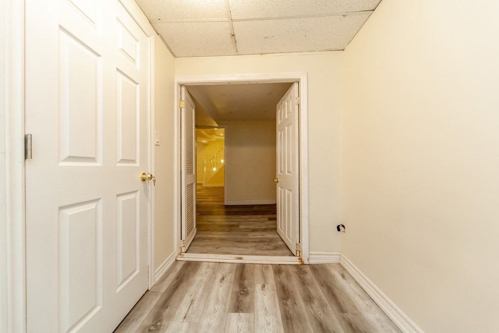 98 Delroy Dr