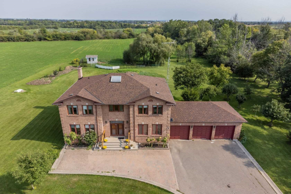 13529 Centreville Creek Rd, Caledon