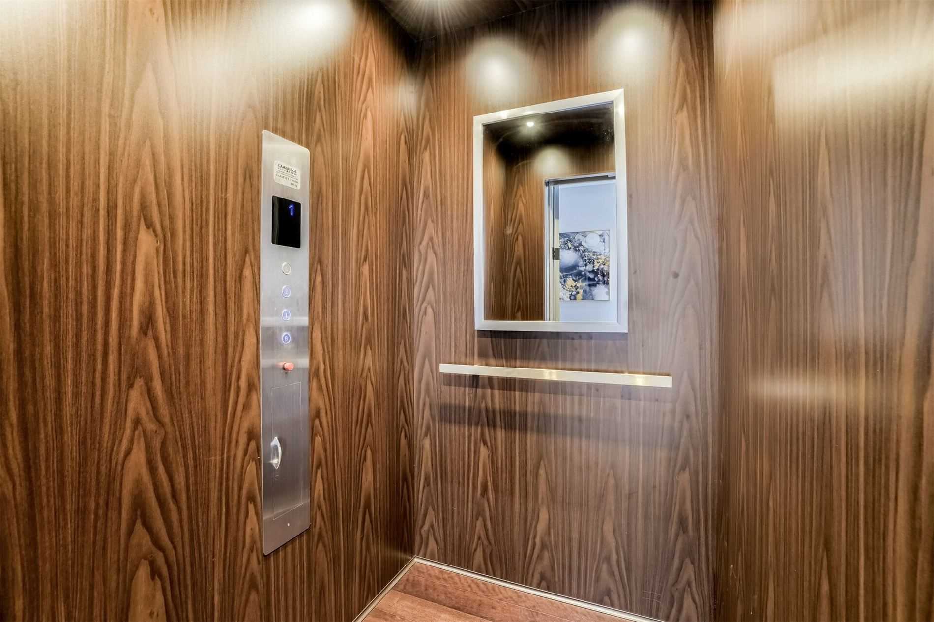 16033 Mississauga Road