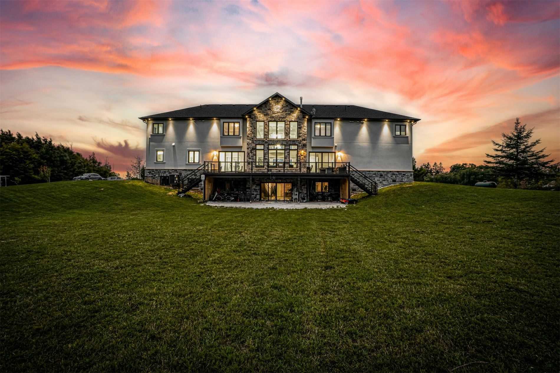 16033 Mississauga Road
