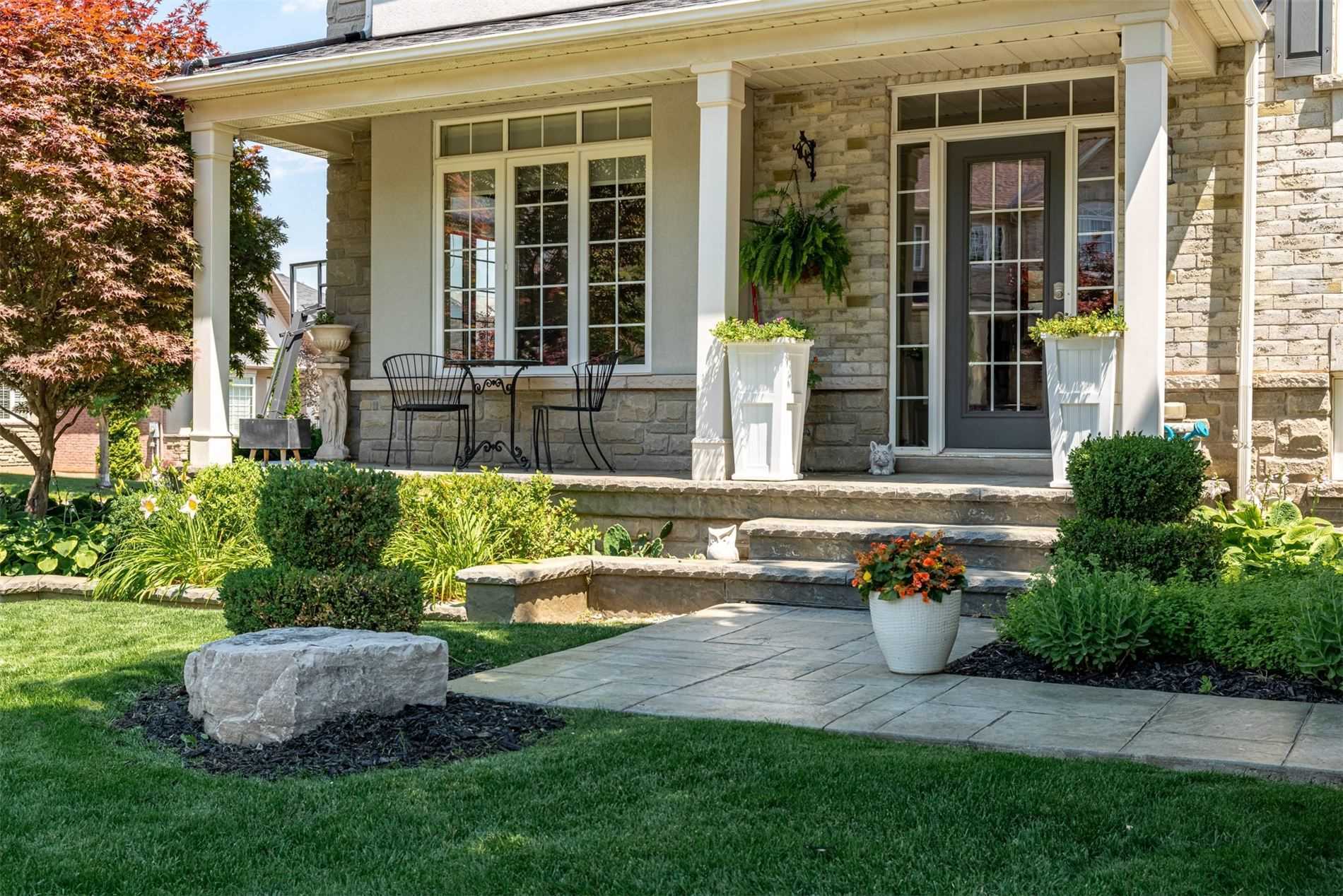 2151 Bingley Cres