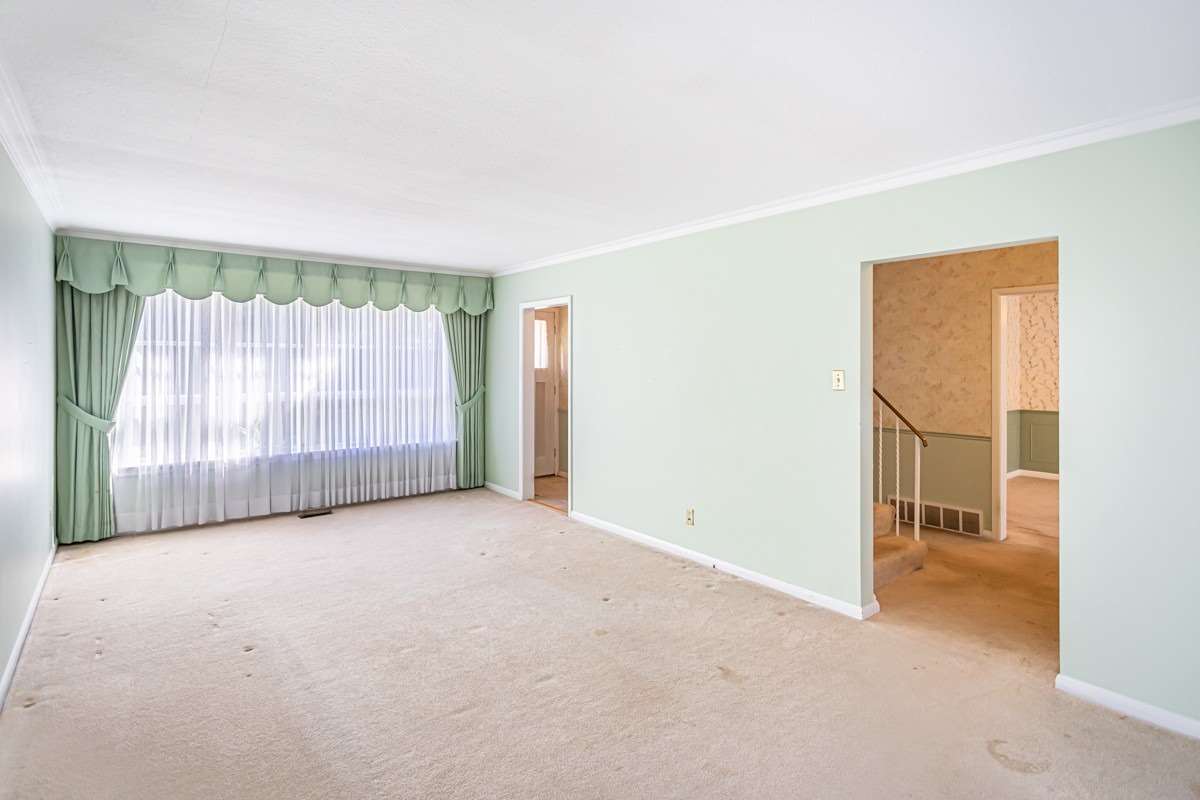 369 Swinburne Road