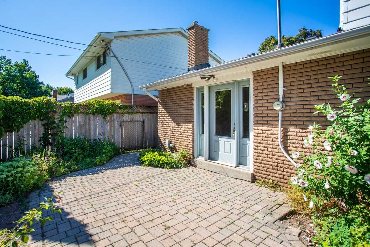 369 Swinburne Road
