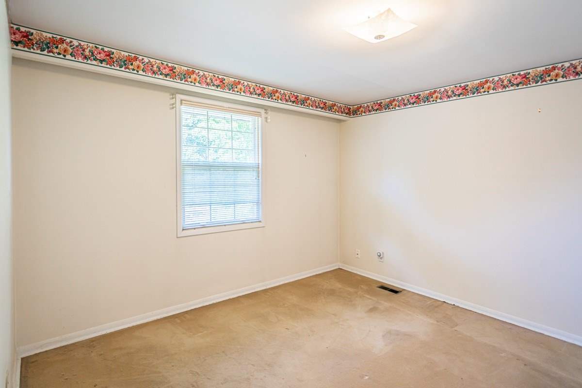 369 Swinburne Road