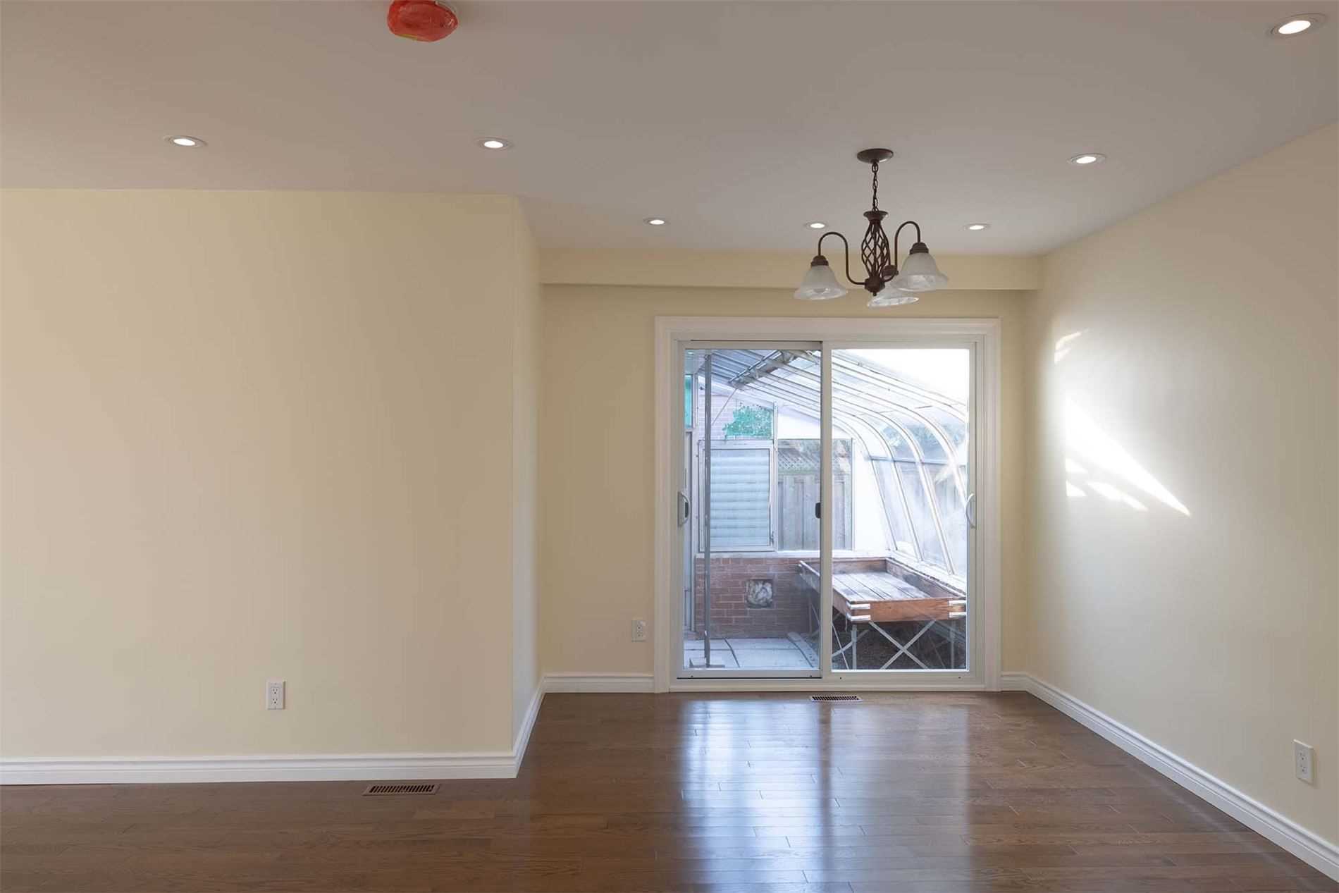 Listing W5774387 - Large Photo # 9