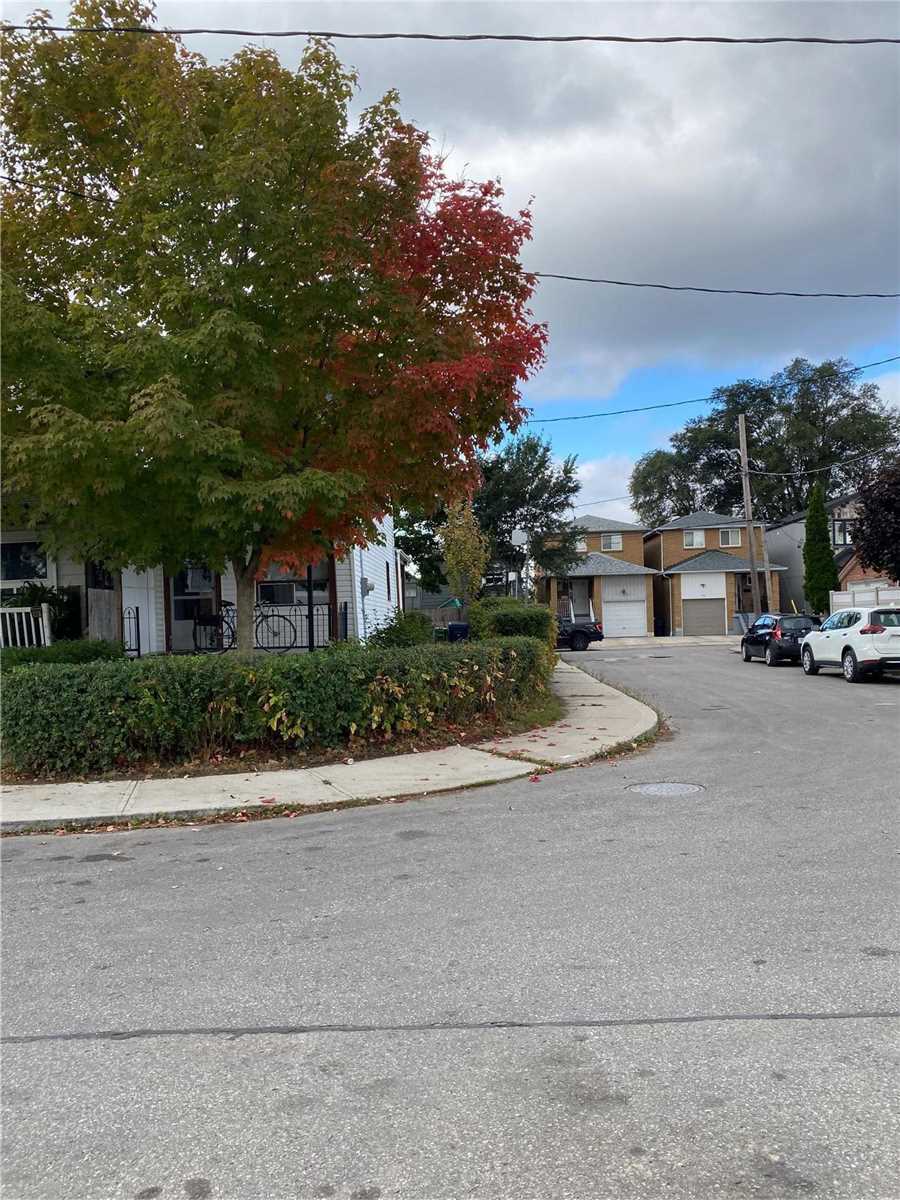 38 Greendale Ave