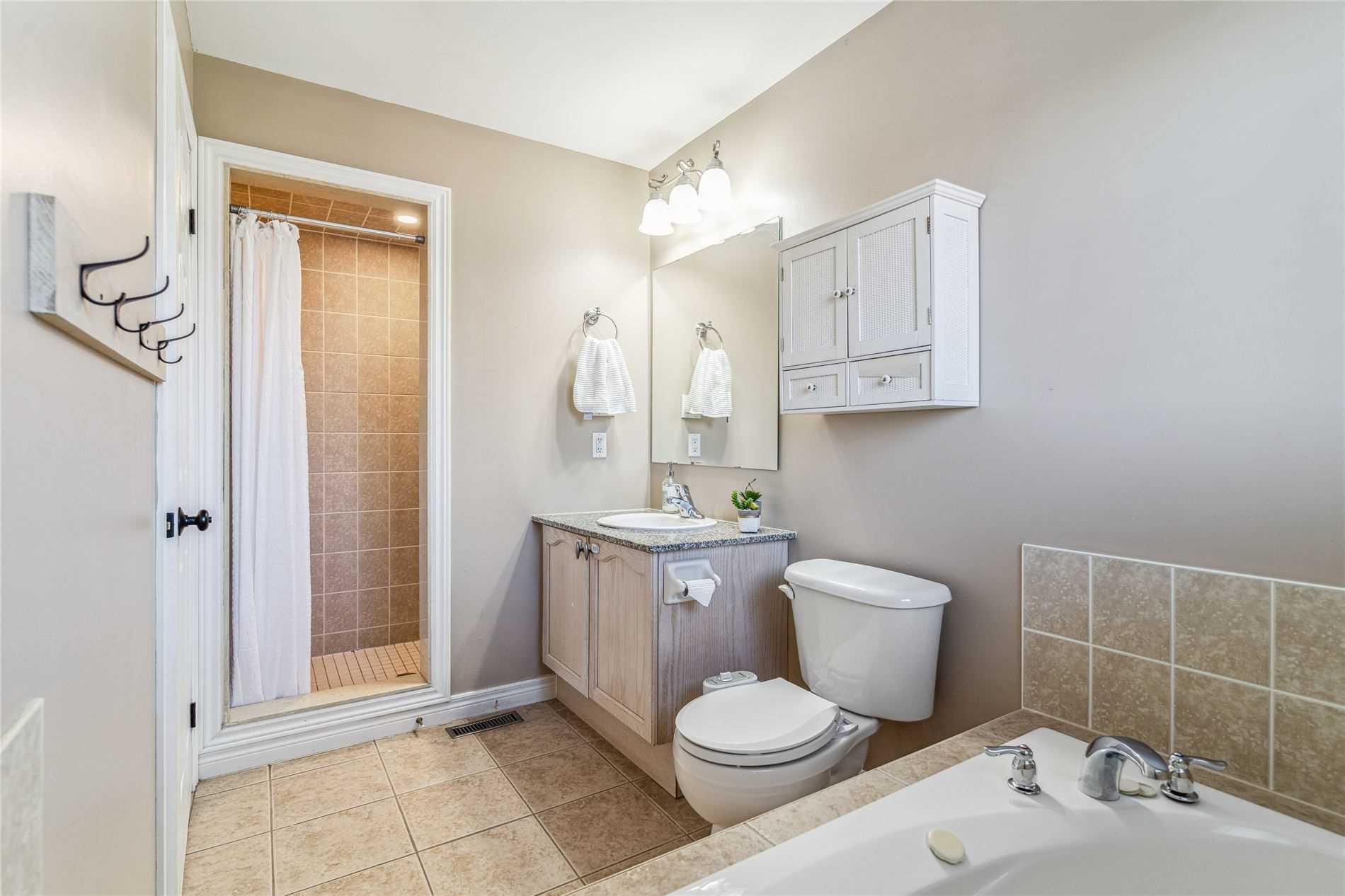 Listing W5775855 - Large Photo # 29
