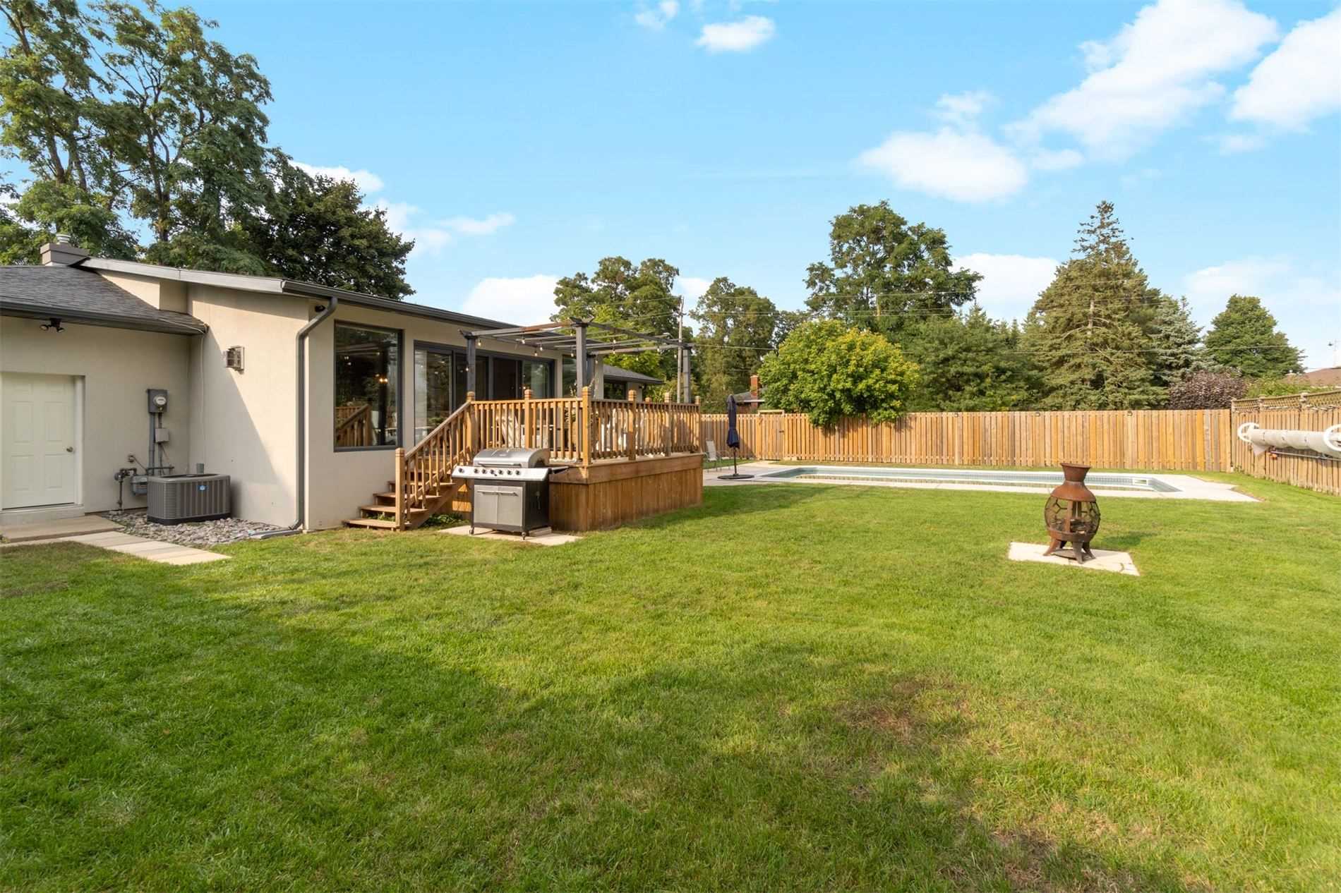 6043 Old Church Road