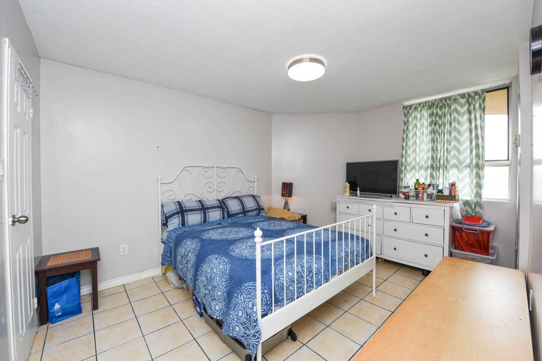 234 Albion Rd, #804