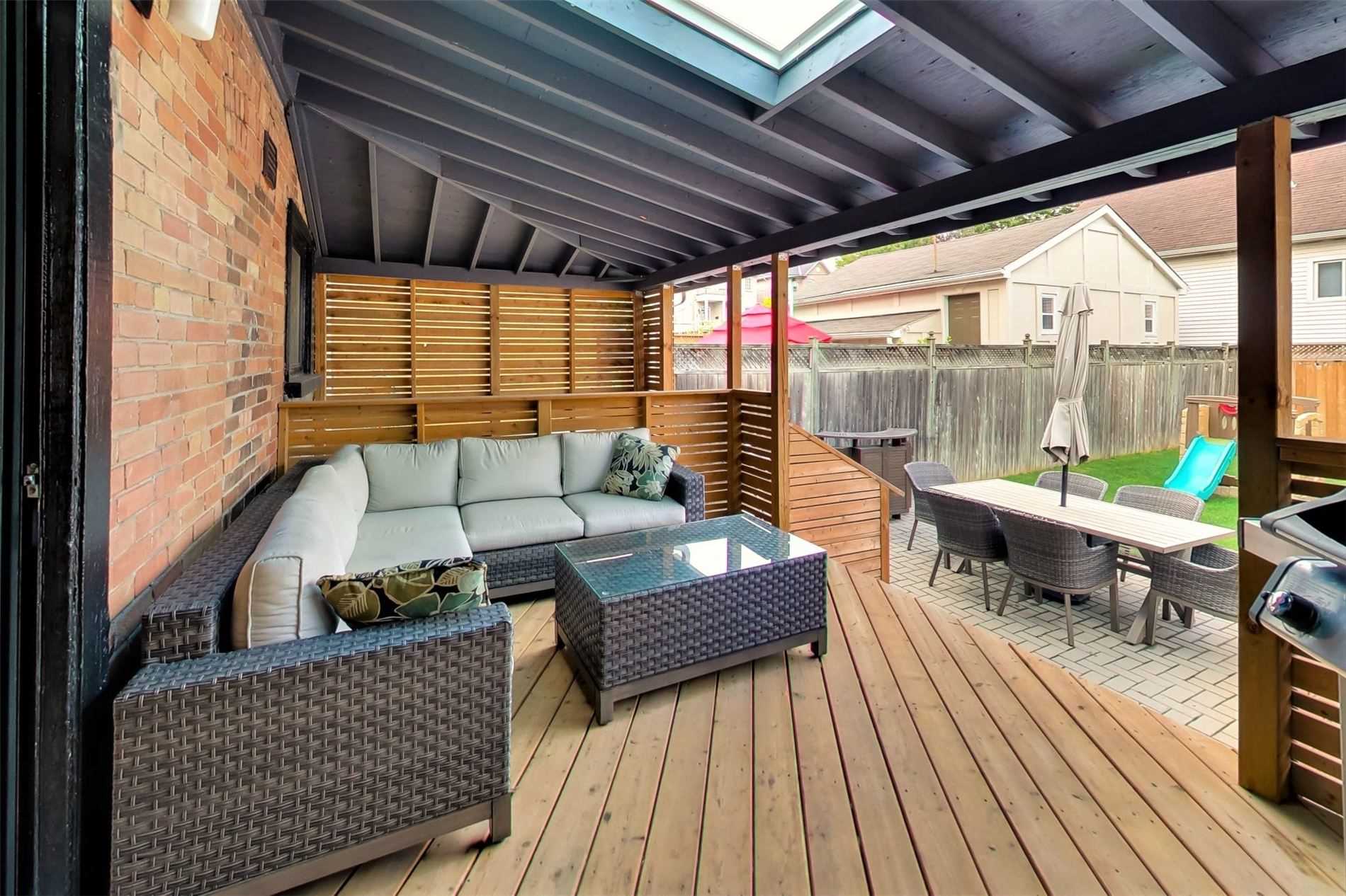 71 Kersdale Avenue