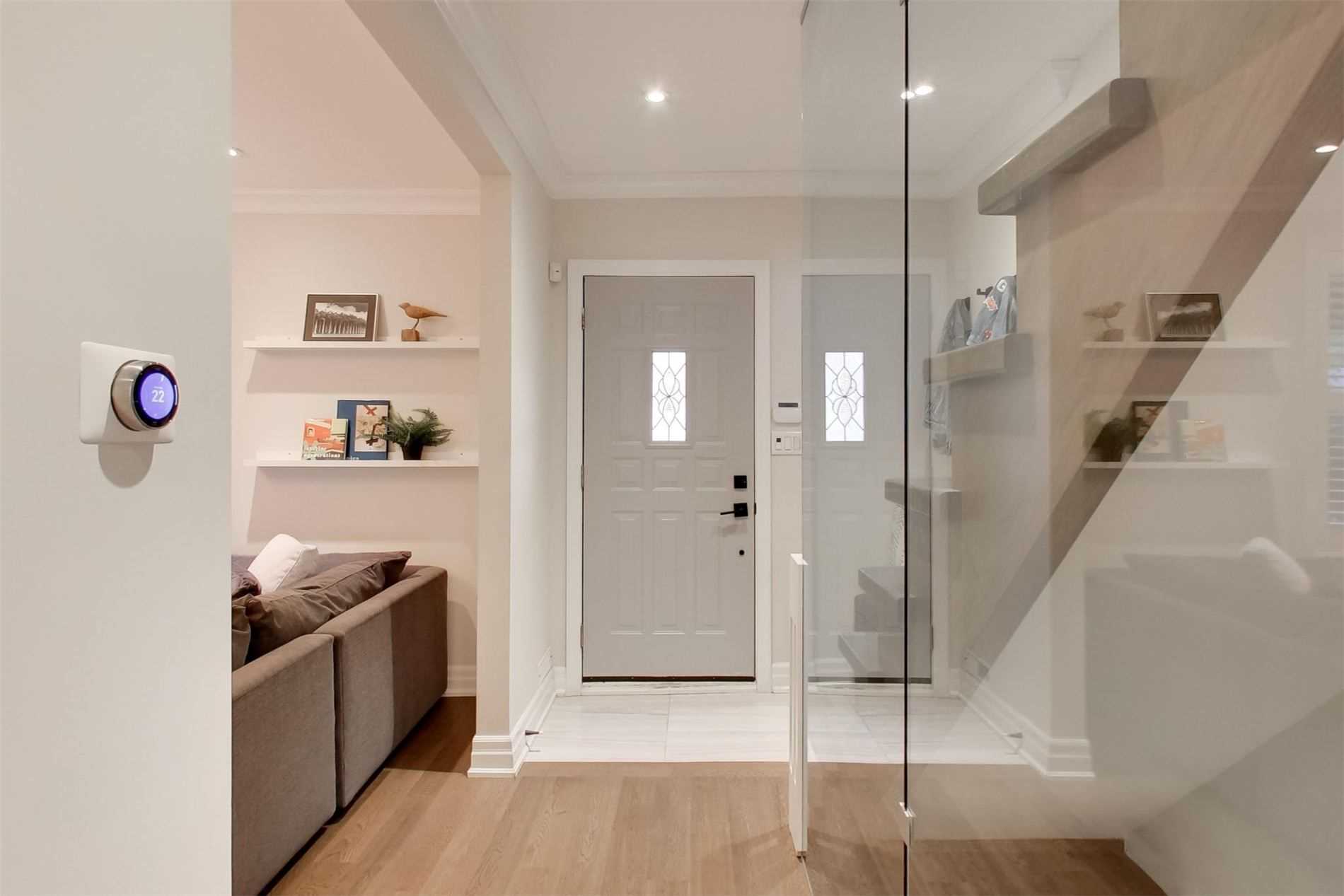 71 Kersdale Avenue