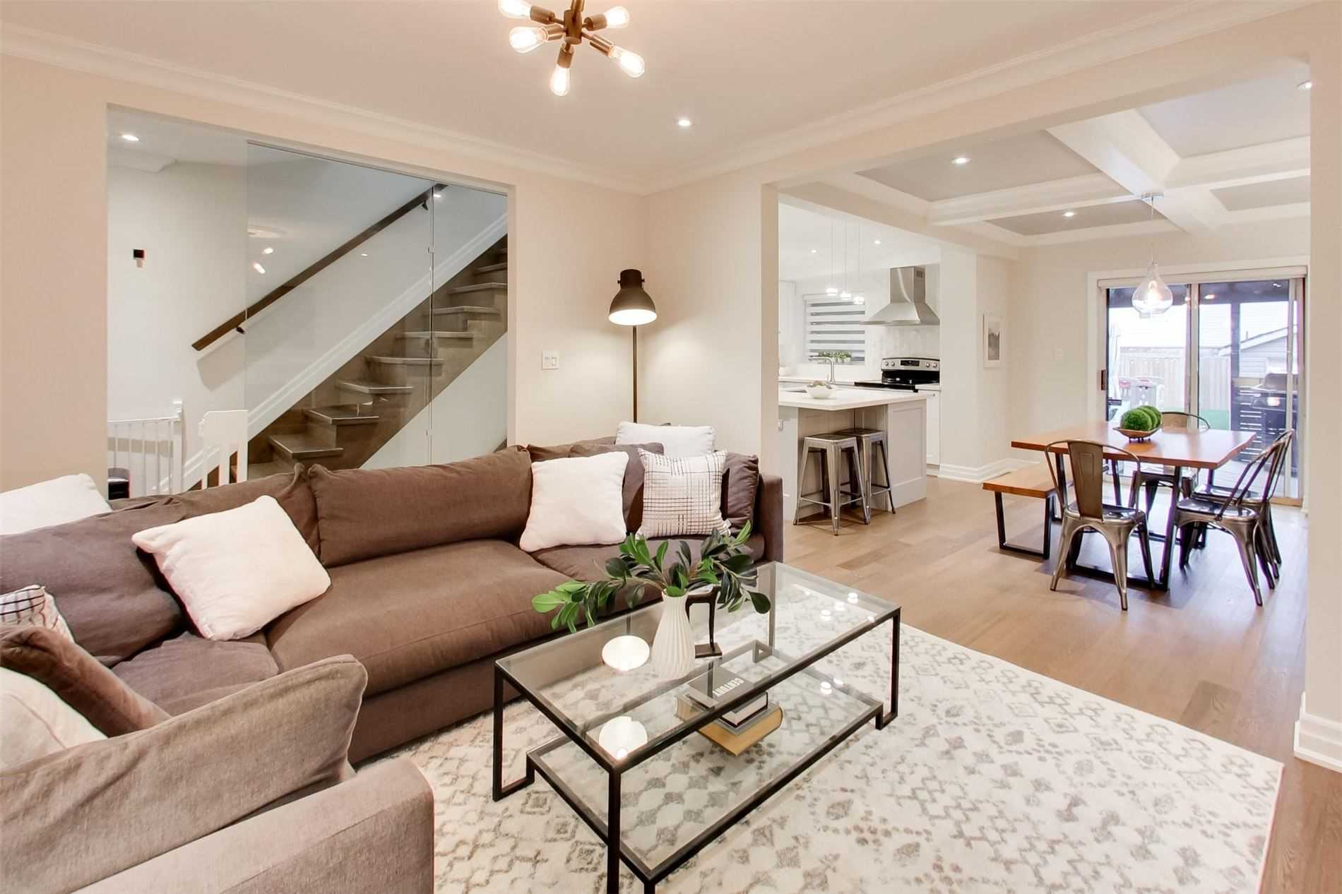 71 Kersdale Avenue